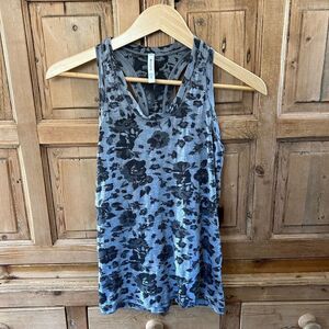 Athleta Small‎ Racerback Tank Gray Momentum SpaceRace Floral Print